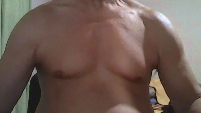 raul1053 live cam on Cam4