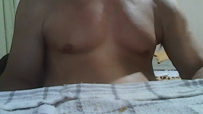 raul1053 live cam on Cam4