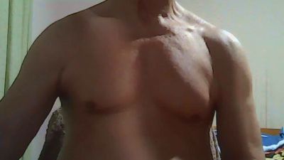 raul1053 live cam on Cam4