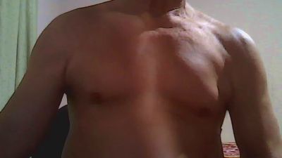 raul1053 live cam on Cam4