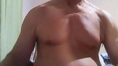 raul1053 live cam on Cam4