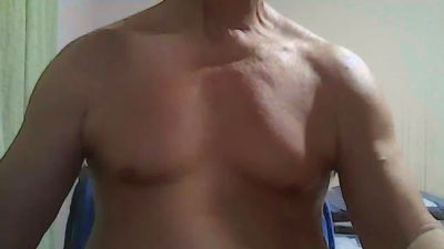 raul1053 live cam on Cam4