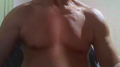 raul1053 live cam on Cam4