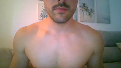 raul2039 live cam on Cam4