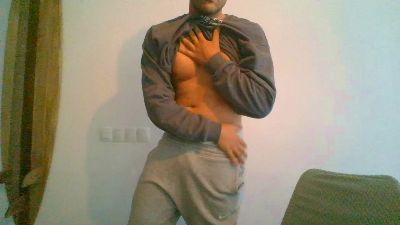 raul2039 live cam on Cam4