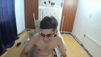 raul_silva live cam on Cam4