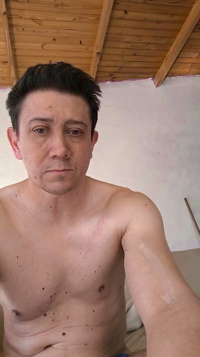 rauull1 live cam on Cam4