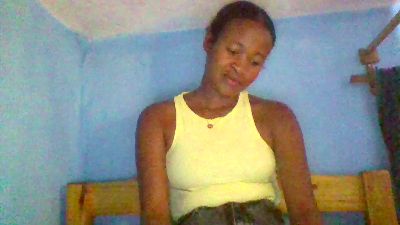 Webcam femme en direct de Madagascar avec raza43
