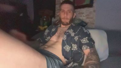 reallygoated95 live cam on Cam4