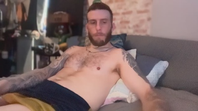 reallygoated95 live cam on Cam4