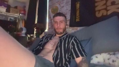 reallygoated95 live cam on Cam4