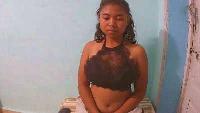rebecca0083 live cam on Cam4
