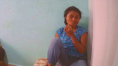 rebecca0083 live cam on Cam4