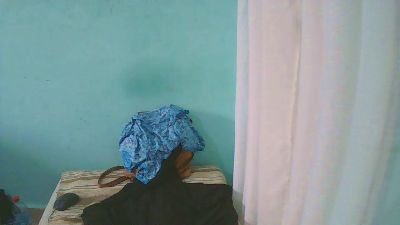 rebecca0083 live cam on Cam4