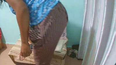 rebecca0083 live cam on Cam4