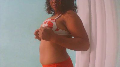 rebecca0083 live cam on Cam4