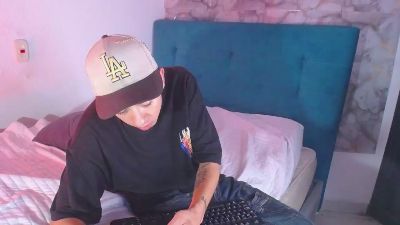 red_isaac webcam