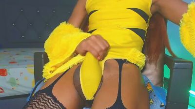 red_veltet live cam on Cam4