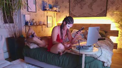 redbullgirl222 live cam on Cam4