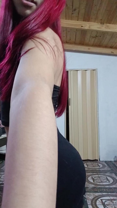 redhot241 live cam on Cam4