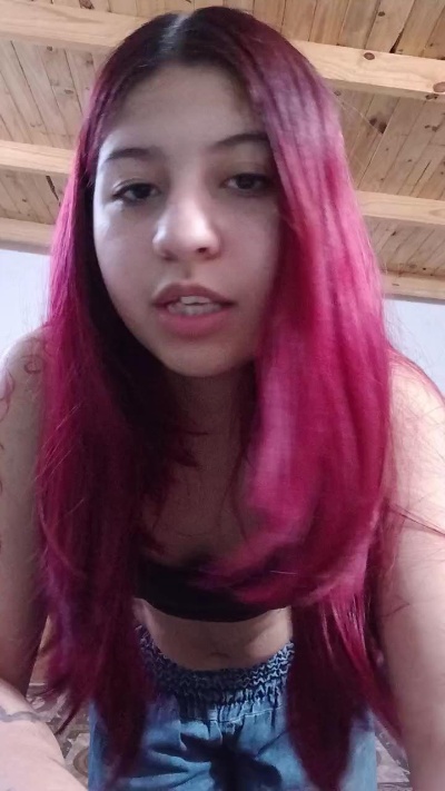 redhot241 live cam on Cam4