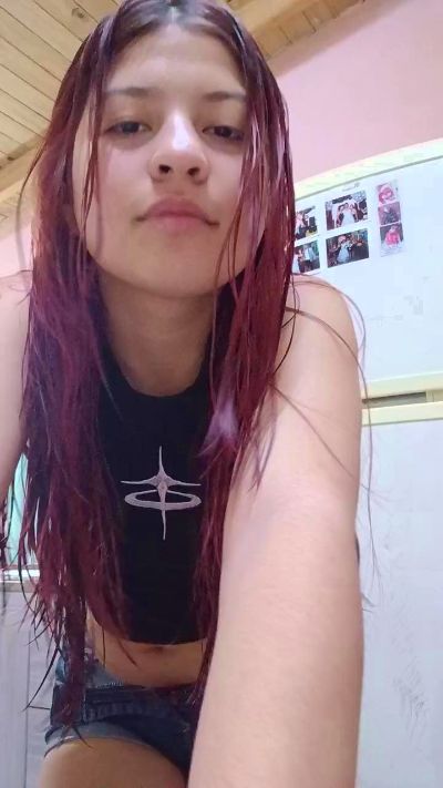 redhot24 live cam on Cam4