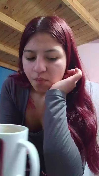 redhot24 live cam on Cam4
