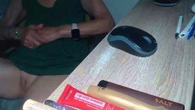 reifedame59 live cam on Cam4