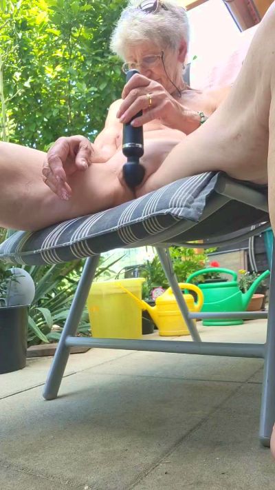 reifedame59 live cam on Cam4