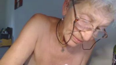 reifedame59 live cam on Cam4