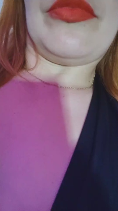 reina80 live cam on Cam4