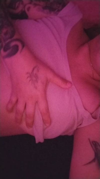 reina80 live cam on Cam4