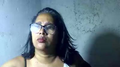 rellenita3 live cam on Cam4