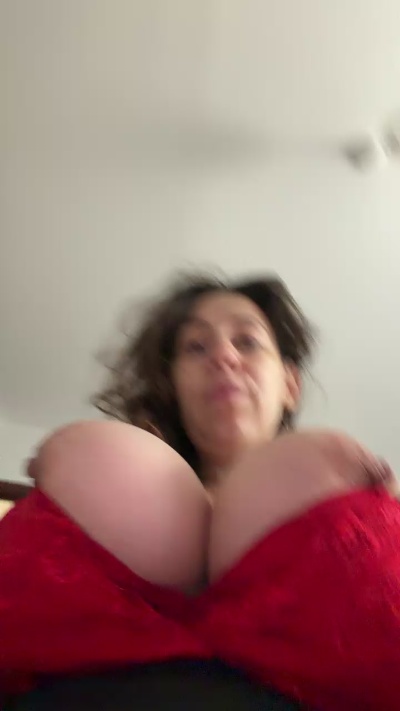renattabigboobs live cam on Cam4