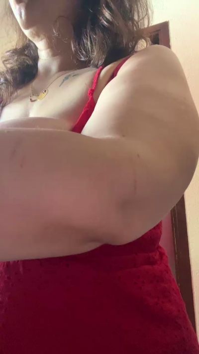 renattabigboobs live cam on Cam4