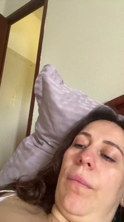 renattabigboobs live cam on Cam4