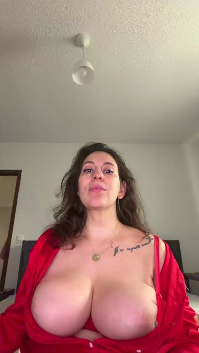 renattabigboobs live cam on Cam4