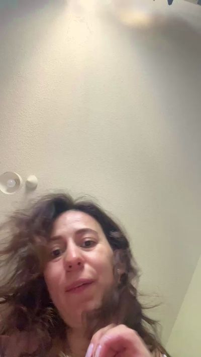 renattabigboobs live cam on Cam4