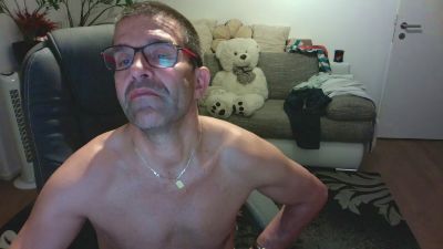 rene605 live cam on Cam4