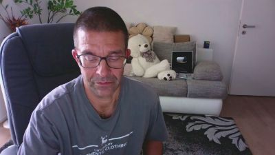 rene605 live cam on Cam4