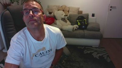 rene605 live cam on Cam4