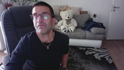 rene605 live cam on Cam4