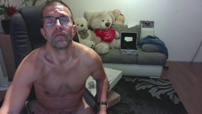 rene605 live cam on Cam4