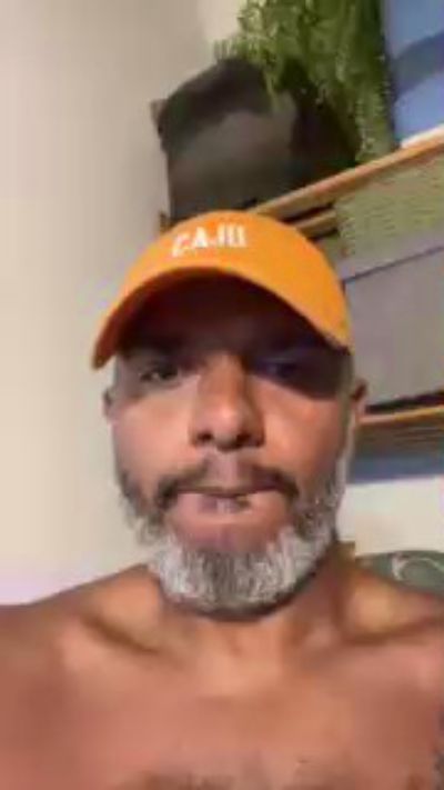 reyssantos live cam on Cam4