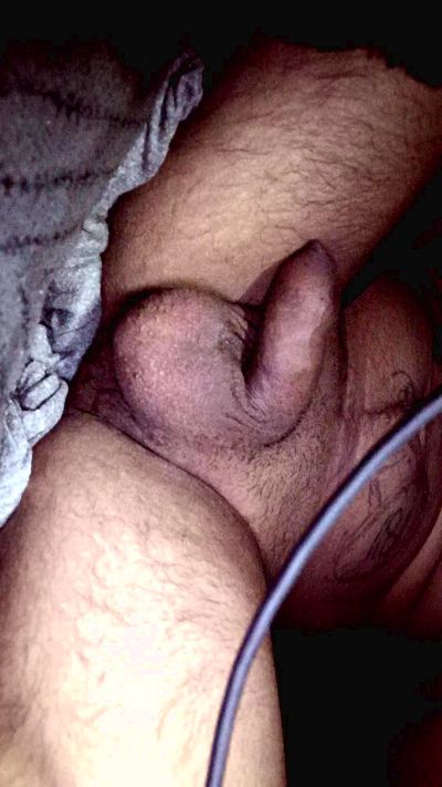rhicardhoo31 live cam on Cam4
