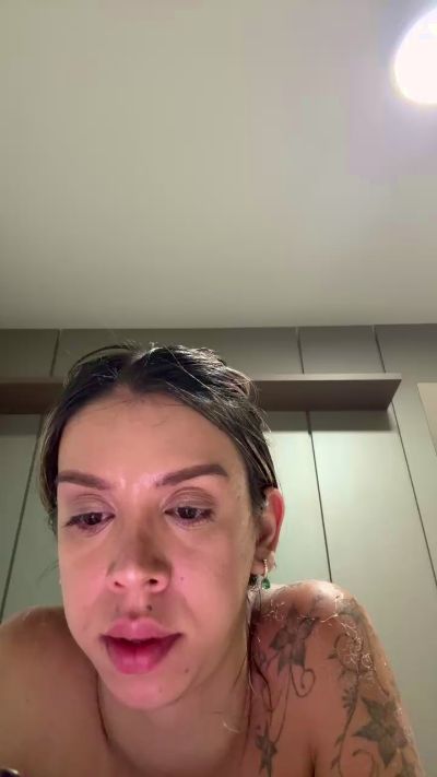 Live thumbnail of riane2