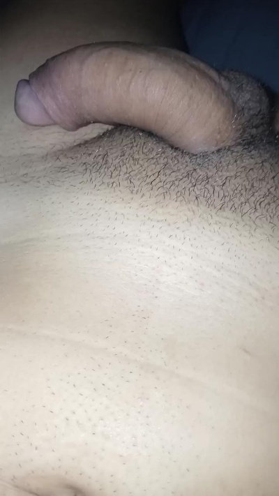 rianhotz00 live cam on Cam4