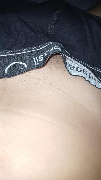 rianhotz00 live cam on Cam4