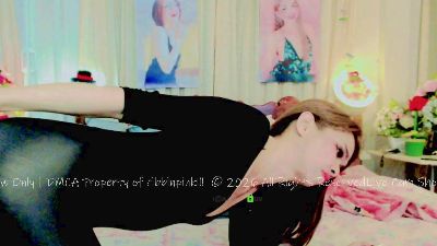 ribbinpink live cam on Cam4