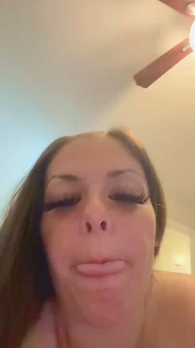 ricaanmamixo live cam on Cam4